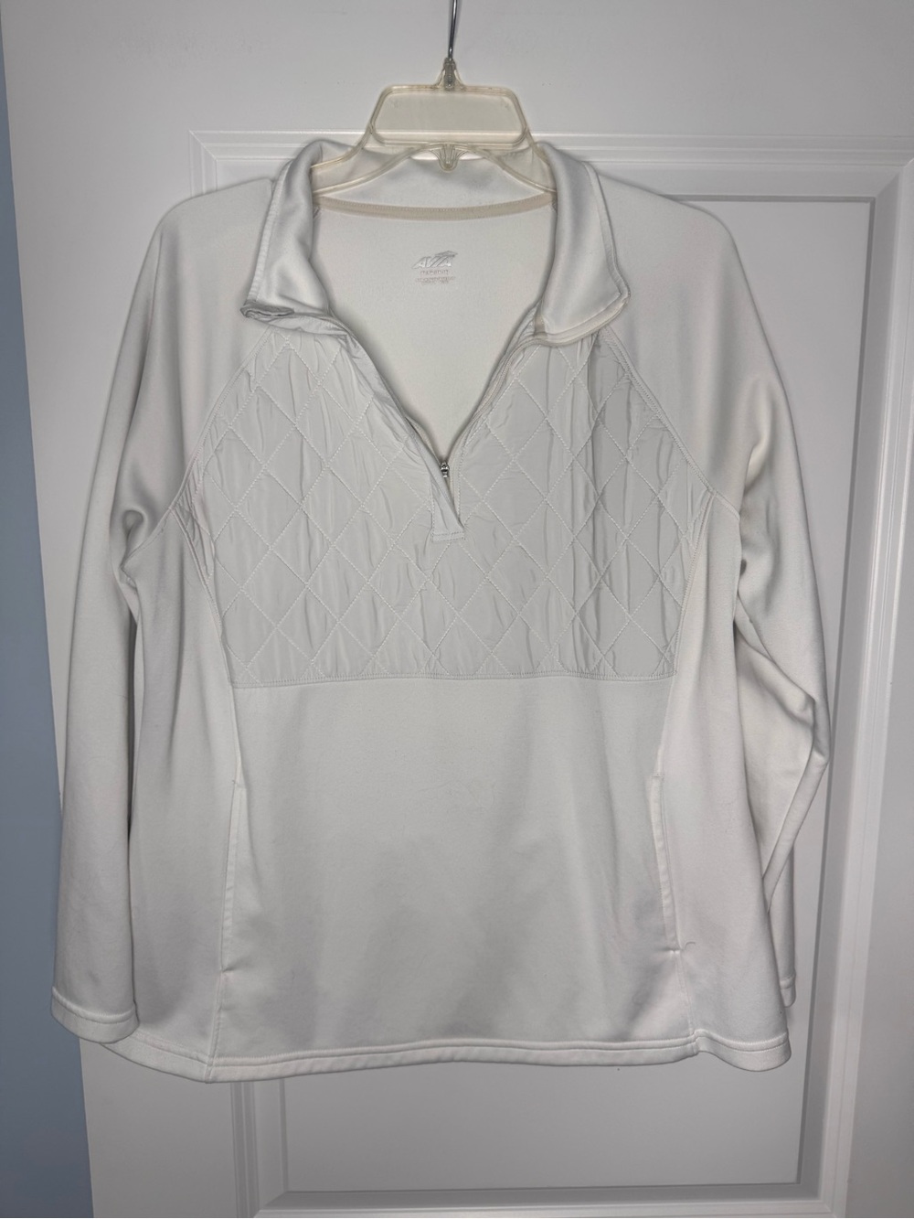 🍓6/$15🍓 White Avia Quilted Quarter Zip - Picture 4 of 7